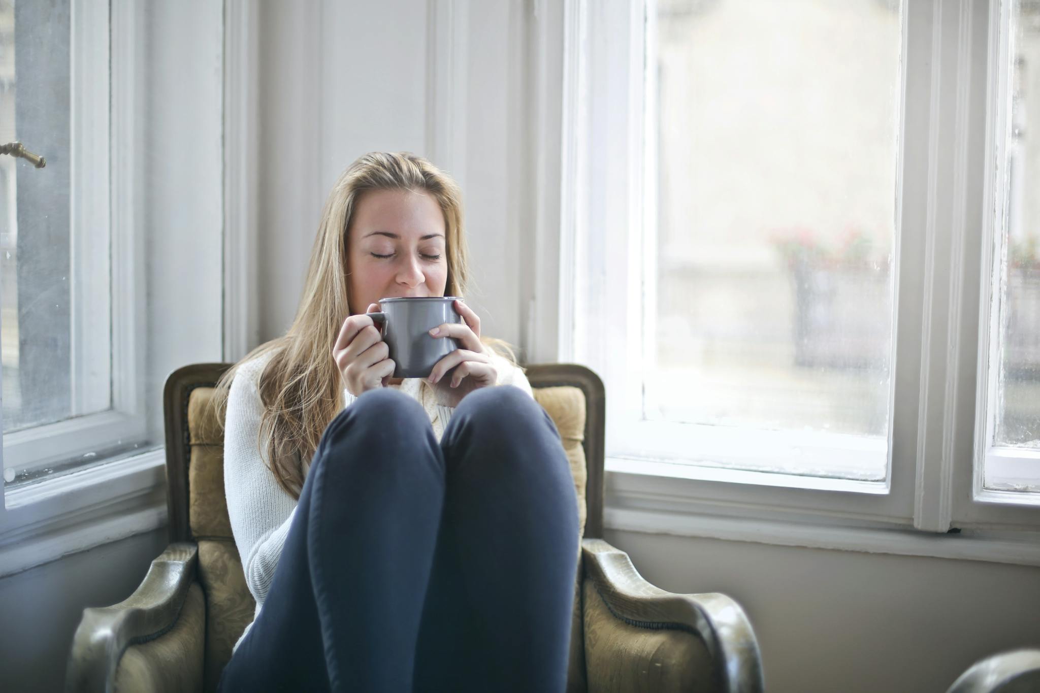 Confessions of a Former Shopaholic: I Thought Zara Points Counted as Investments" ๐๐ 2 woman enjoying a warm drink in a